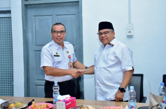 Usai dilantik, Kadis Kominfo Kampar Gelar Pisah Sambut. 